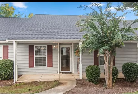 16 Treeble Ct, Greensboro, NC 27406