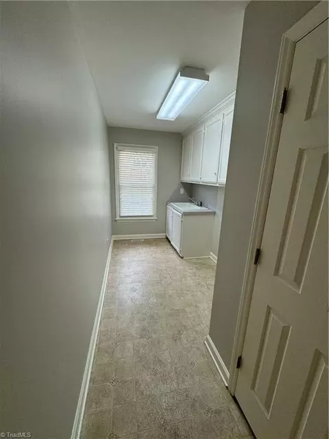 131 Glen - Oaks Dr, King, NC 27021 photo 38
