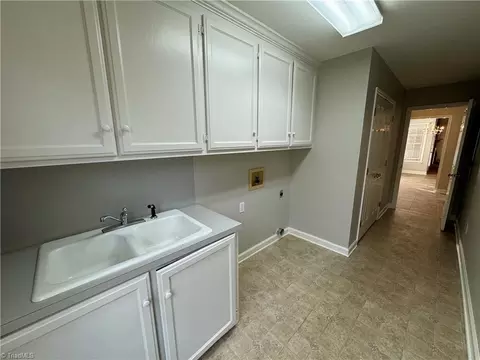 131 Glen - Oaks Dr, King, NC 27021 photo 39