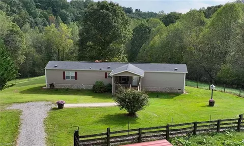152 Spanishfort Trl, Mount Airy, NC 27030