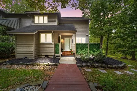3000 Laurel Springs Dr, Greensboro, NC 27410