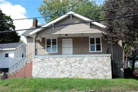 304 Crafton St, Winston Salem, NC 27103