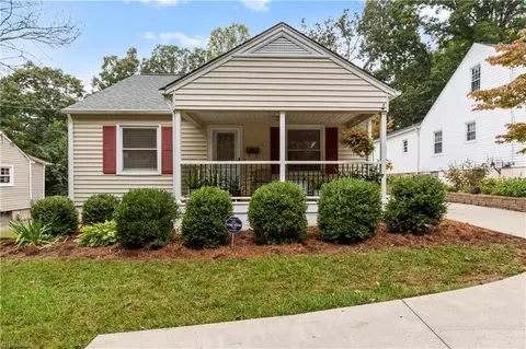 536 Knollwood St, Winston Salem, NC 27103