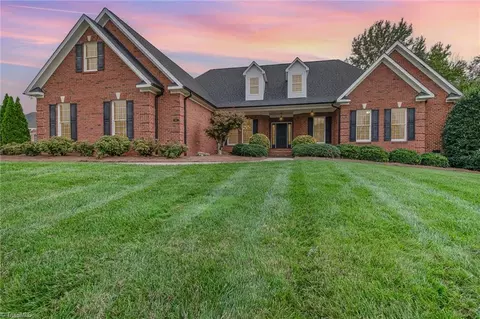 8511 Merriman Farm Rd, Oak Ridge, NC 27310
