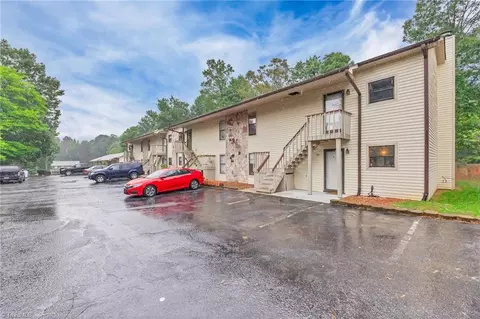 514 Brookside Ct, Kernersville, NC 27284