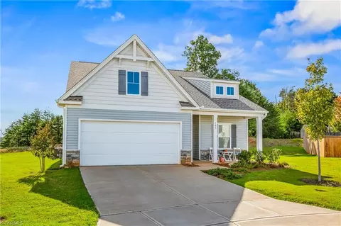 101 Bretan Ct, Greensboro, NC 27405