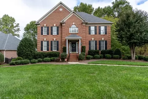5719 Brightington Ct, Kernersville, NC 27284