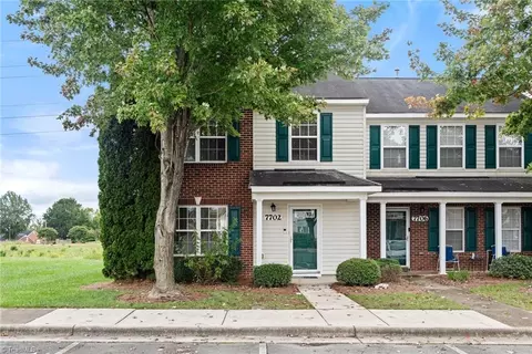 7702 Oliver Park Dr, Whitsett, NC 27377