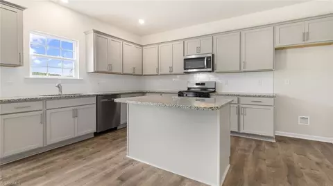 Kitchen - 6952 Saddlebred Dr, Trinity, NC 27370 photo 1 of 3