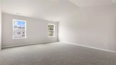 Bedroom - 6952 Saddlebred Dr, Trinity, NC 27370 photo 3 of 13