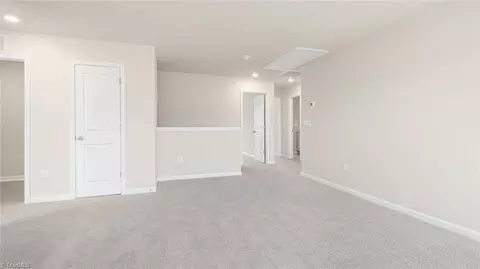 Entry Way - 6952 Saddlebred Dr, Trinity, NC 27370 photo 1 of 10