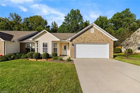 3731 Tartan Ln, Burlington, NC 27215