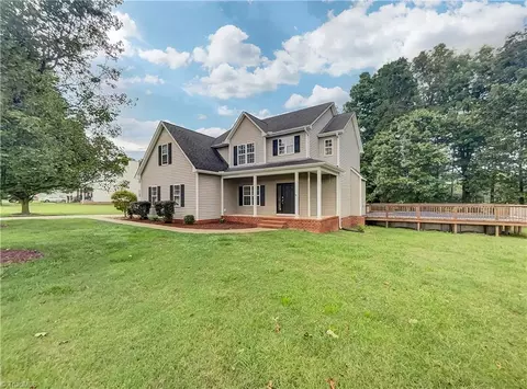 6536 Lake Brandt Rd, Summerfield, NC 27358