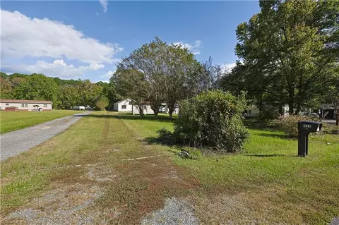 Exterior - 455 Playground Ln, Salisbury, NC 28146 photo 8 of 10