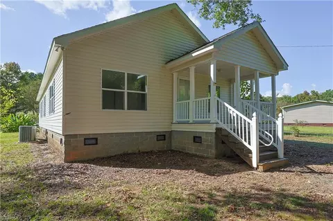 Exterior - 455 Playground Ln, Salisbury, NC 28146 photo 4 of 10