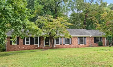 3730 Kirklees Rd, Winston Salem, NC 27104