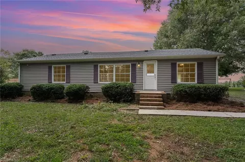 2540 Red Cross Ct, Climax, NC 27233