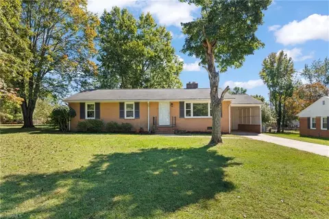 301 Homewood Ln, Lexington, NC 27295