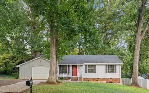 224 Montpelier Dr, Winston Salem, NC 27103