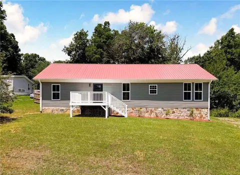 6376 Welborn Rd, Trinity, NC 27370