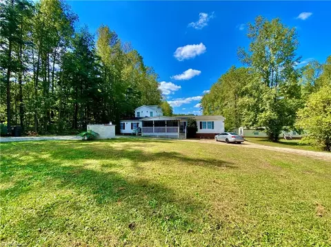 515 Villa Woods Dr, Salisbury, NC 28146