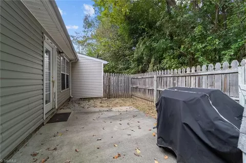 2646 Guyer St #1B, High Point, NC 27265 photo 22