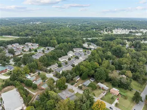 2646 Guyer St #1B, High Point, NC 27265 photo 28