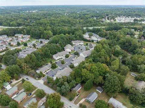 2646 Guyer St #1B, High Point, NC 27265 photo 27