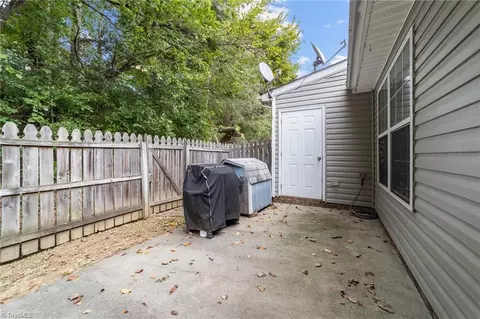 2646 Guyer St #1B, High Point, NC 27265 photo 24