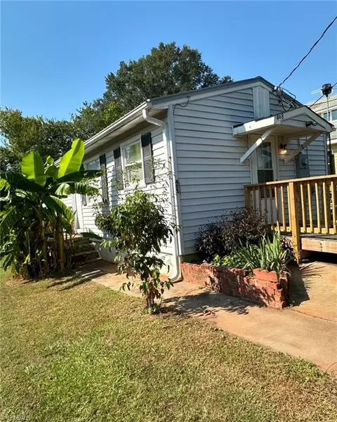 408 Jefferson St, Kernersville, NC 27284