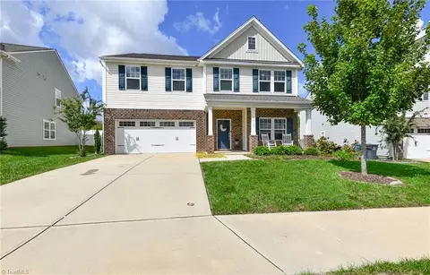 1814 Iron Horse Dr, Kernersville, NC 27284