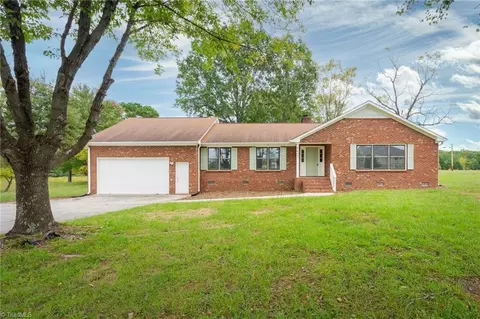 4407 Rehobeth Church Rd, Greensboro, NC 27406