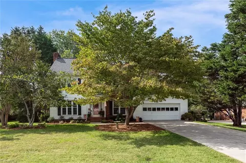616 Nottinghill Dr, Winston Salem, NC 27107