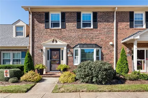 3712 Sawgrass Rd, Greensboro, NC 27410