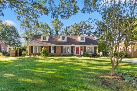 2724 Armfield Ave, Burlington, NC 27215