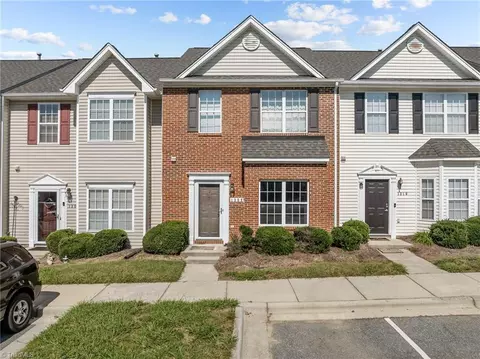 1308 Essex Sq, Archdale, NC 27263