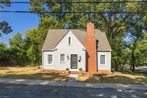 100 Parkwood Ave, Winston Salem, NC 27105