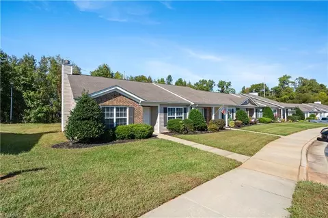 2836 Waterstone Loop, High Point, NC 27265 photo 5