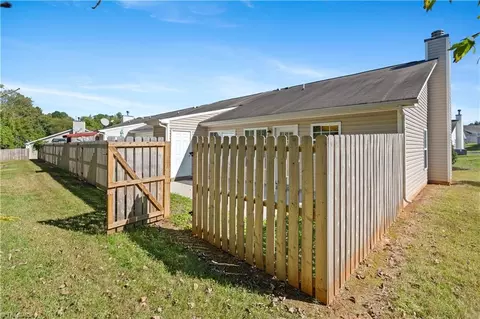 2836 Waterstone Loop, High Point, NC 27265 photo 7