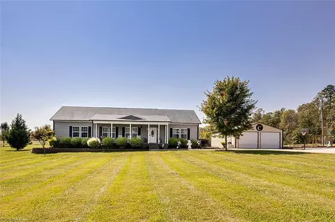 2140 Fork Creek Mill Rd, Seagrove, NC 27341