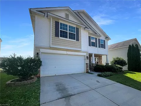 4010 Vershire Ave, Greensboro, NC 27406