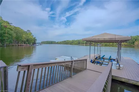 View/Area - 185 Point View Ct, Denton, NC 27239 photo 2 of 4