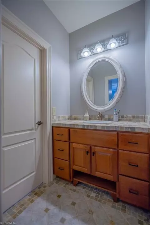 Bath - 185 Point View Ct, Denton, NC 27239 photo 5 of 5