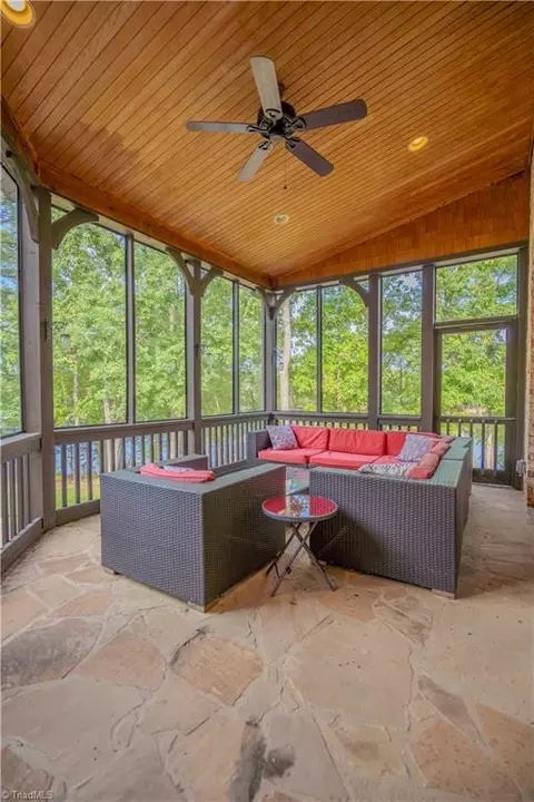 Exterior - 185 Point View Ct, Denton, NC 27239 photo 5 of 5