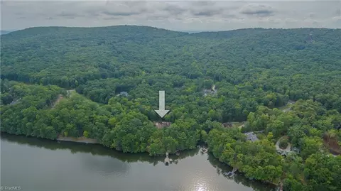View/Area - 185 Point View Ct, Denton, NC 27239 photo 4 of 4