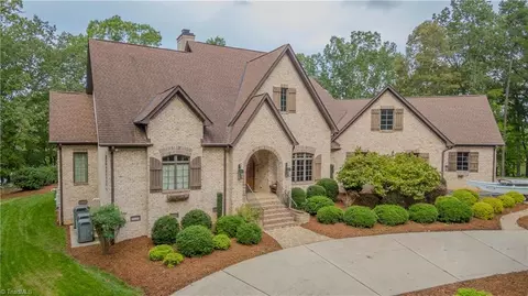 Exterior - 185 Point View Ct, Denton, NC 27239 photo 3 of 5
