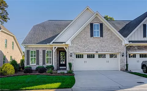 3512 Cliffmoor Ct, Winston Salem, NC 27104