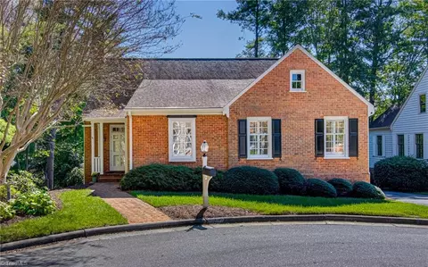 3222 Merion Ct, Winston Salem, NC 27104