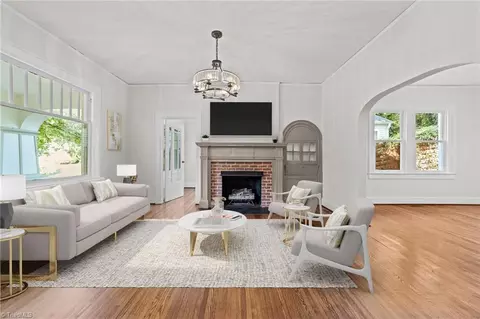 Living - 209 Edgedale Dr, High Point, NC 27262 photo 3 of 5
