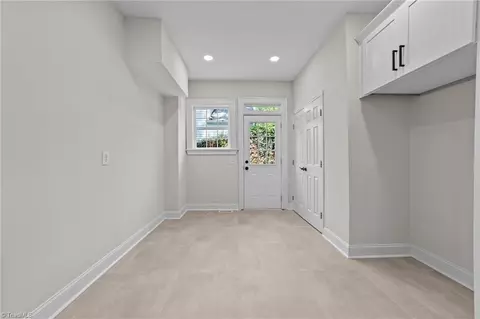 Entry Way - 209 Edgedale Dr, High Point, NC 27262 photo 2 of 6